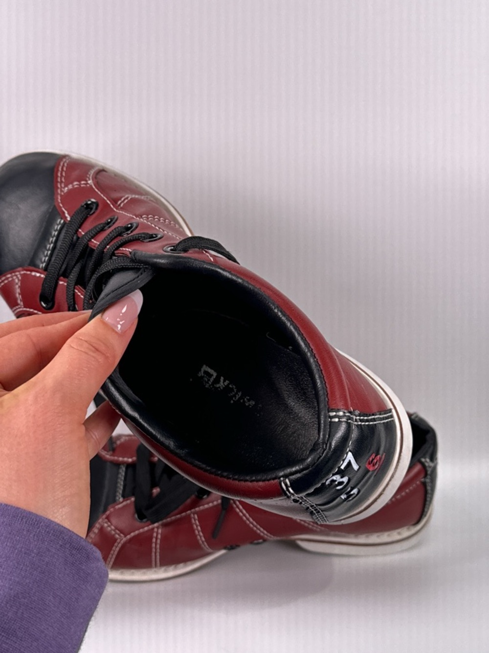 Brunswick Classic Bowling Shoes Alley Numbers Leather Sole Red Black Size 6 - Picture 8 of 8